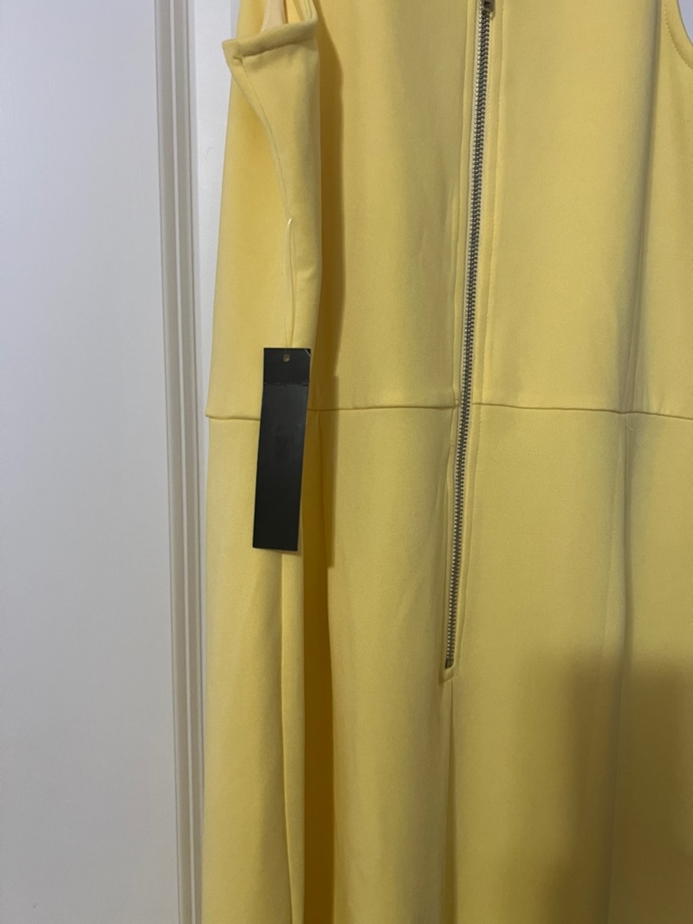 VENUS Yellow High-Low Halter Ruffle Dress - Picture 6 of 6